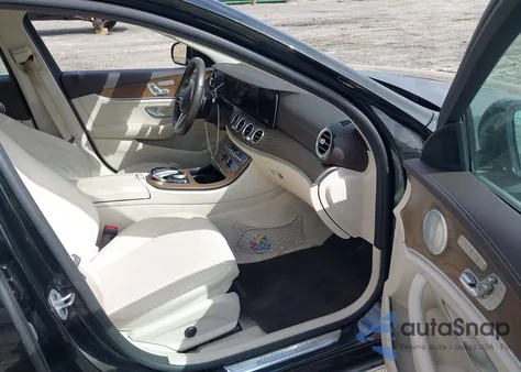 2019 Mercedes-Benz E 300 из США, поврежденный, VIN WDDZF4JB1KA580990